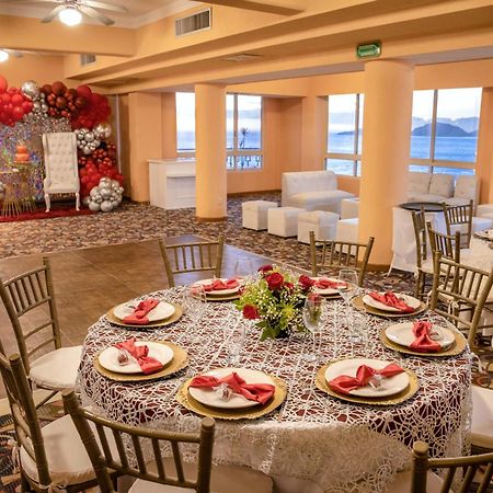Best Western Posada Freeman Mazatlán Extérieur photo