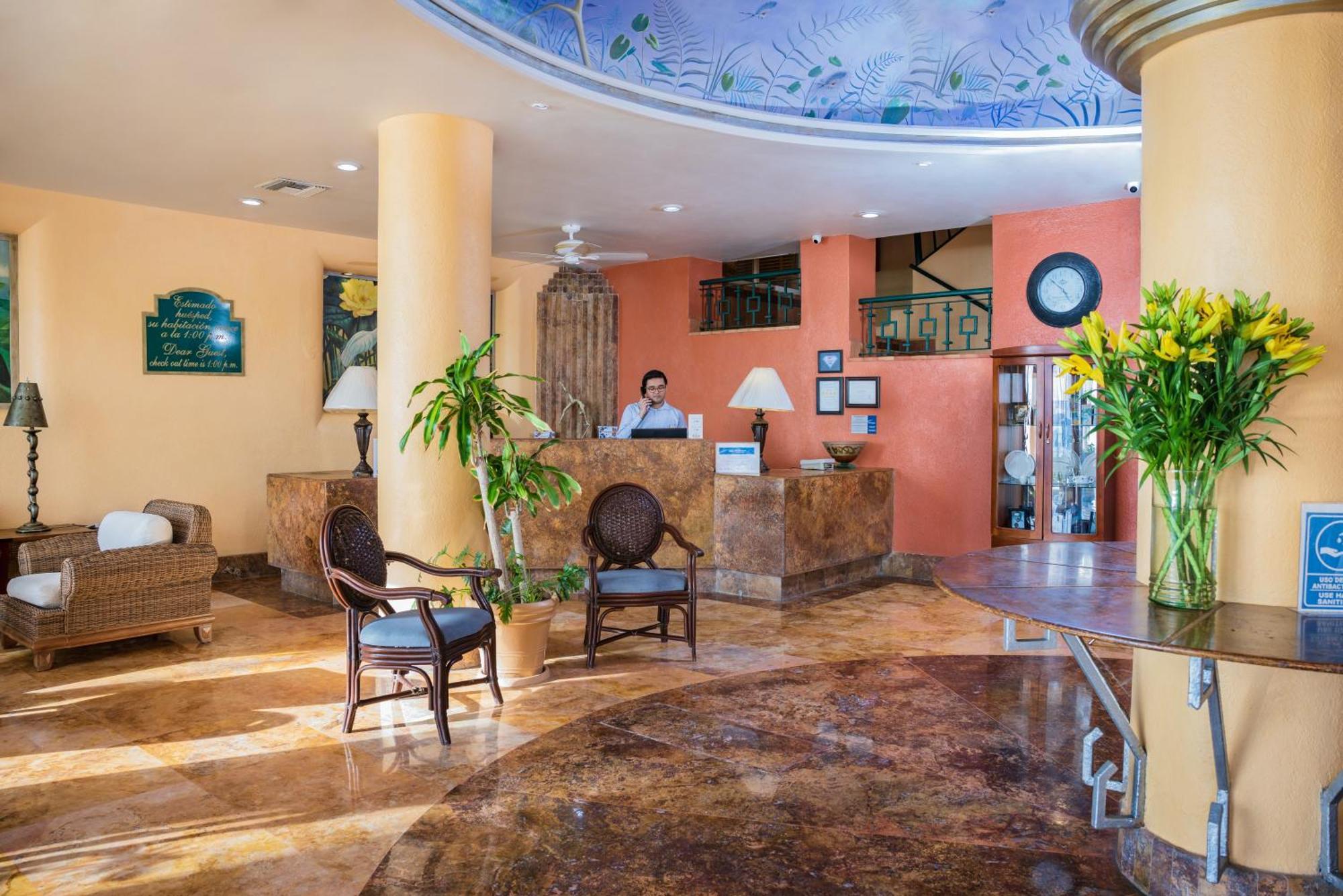 Best Western Posada Freeman Mazatlán Extérieur photo
