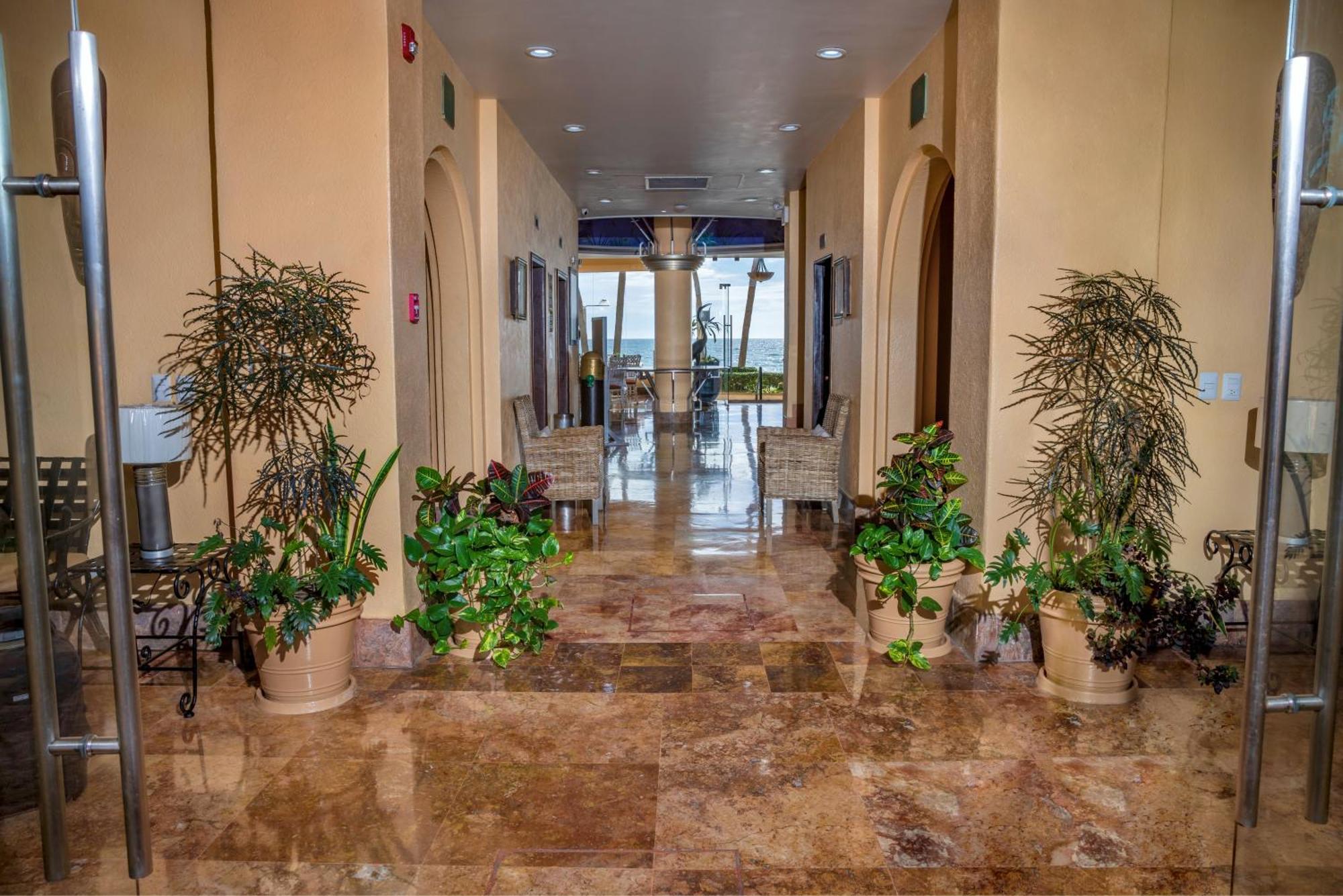 Best Western Posada Freeman Mazatlán Extérieur photo