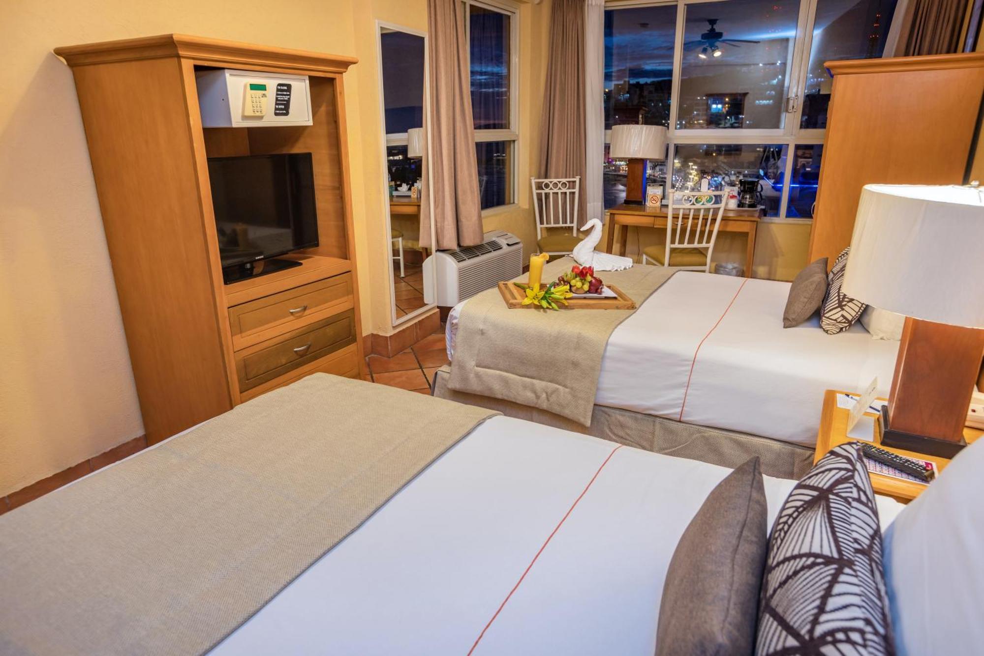 Best Western Posada Freeman Mazatlán Extérieur photo