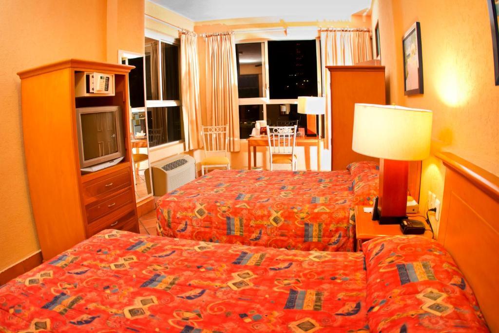 Best Western Posada Freeman Mazatlán Extérieur photo
